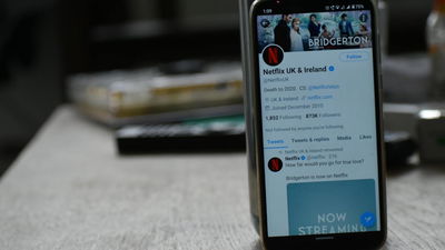 Twitter on Mobile Phone Compare to X Alternatives