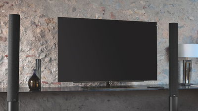 Flat screen Tv with tower speakers