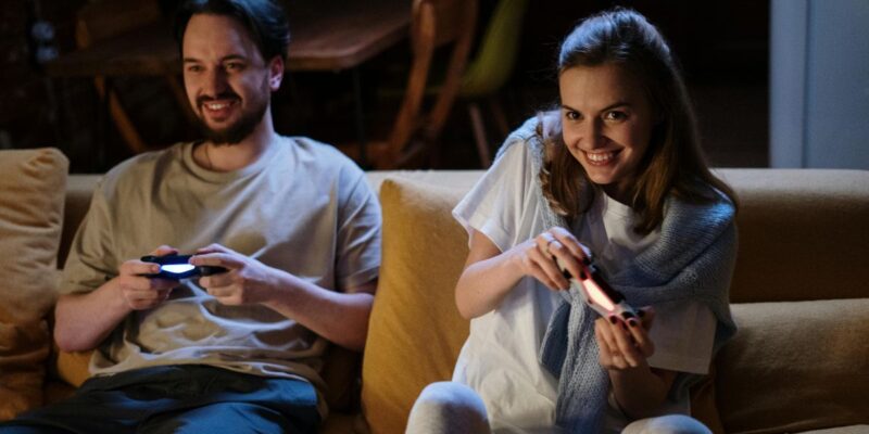 Hall Effect Joysticks Couple Playing Game