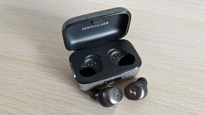 Momentum True Wireless Featured