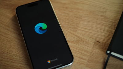 Edge loaded on smartphone.