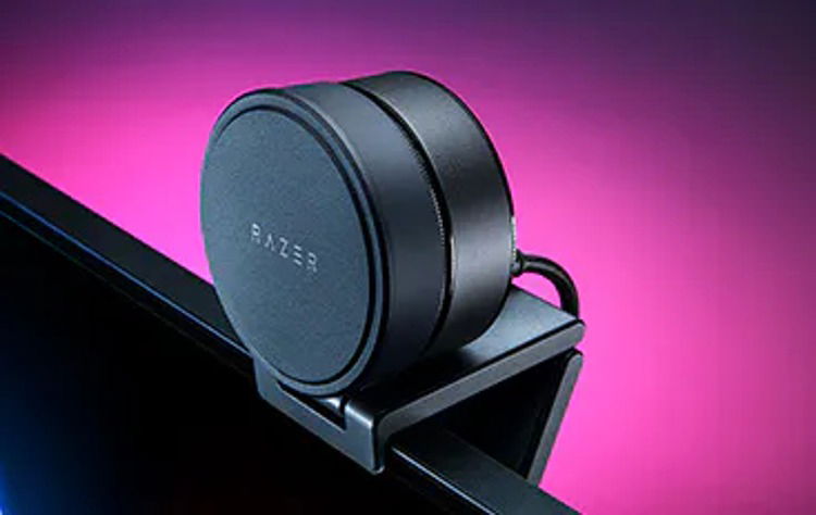 razer webcam with cover