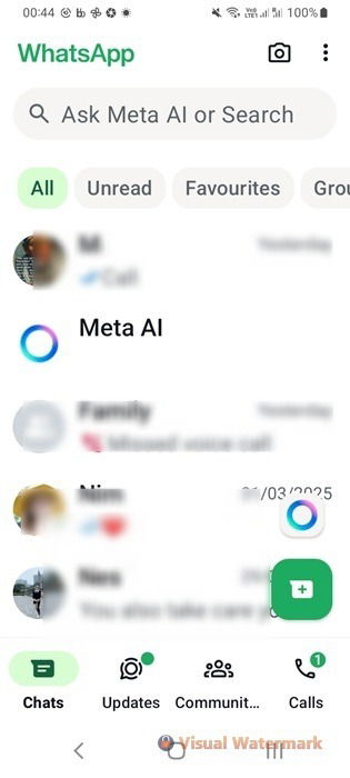Meta AI blue circle on the WhatsApp home screen (Android).
